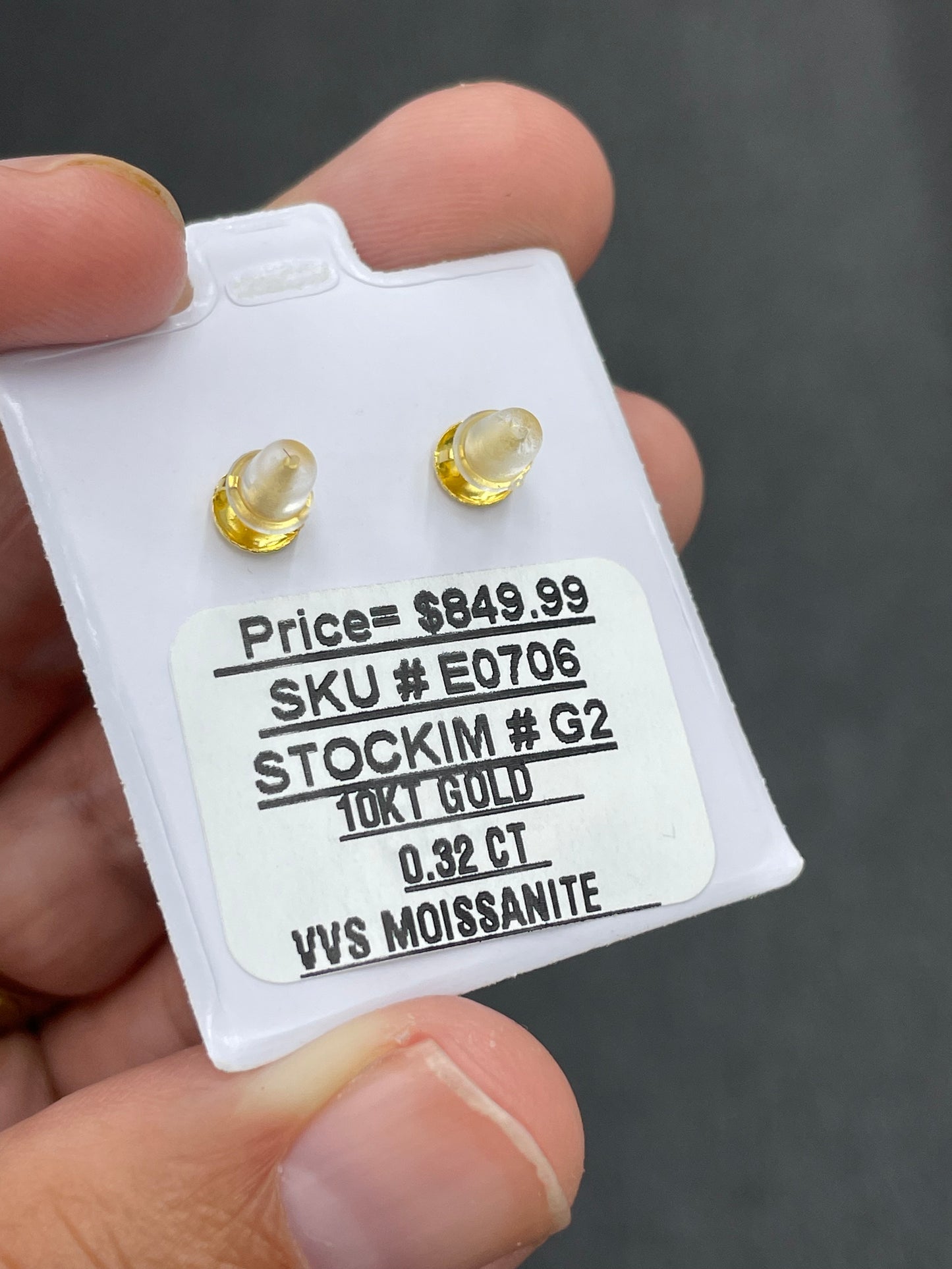 10k gold vvs moissanite  earrings